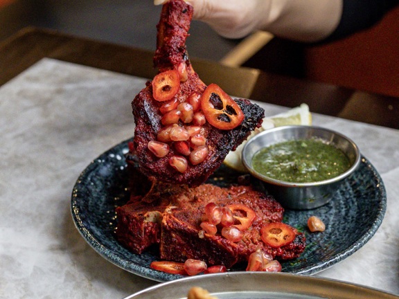 Lamb chops with mint sauce and chillies